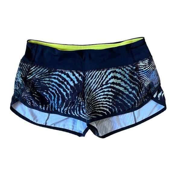 Lululemon 2016 Seawheeze Shorts Size 6